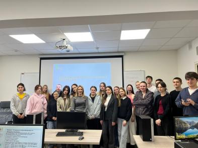 Экопросвещение в действии! В Губкинском университете прошла лекция о микропластике